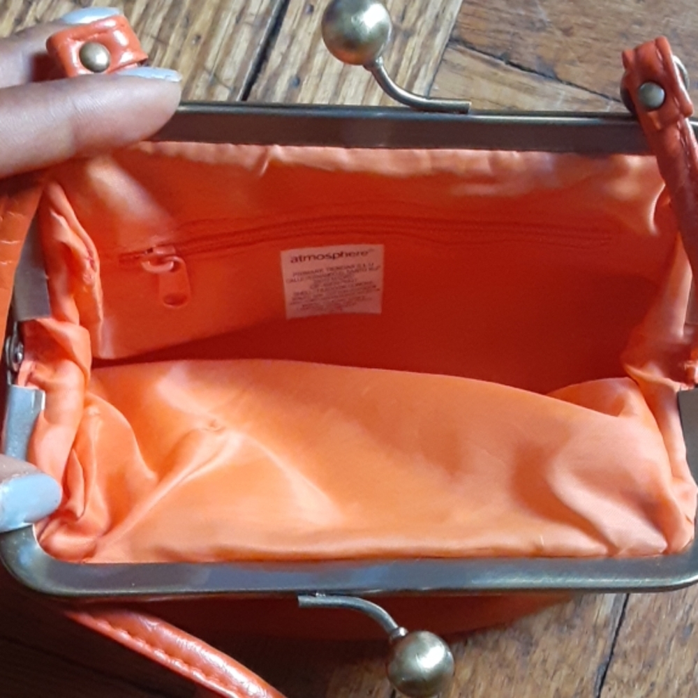 Bag - Picture 2 of 3